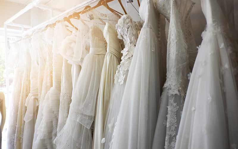 انواع پارچه های لباس عروس