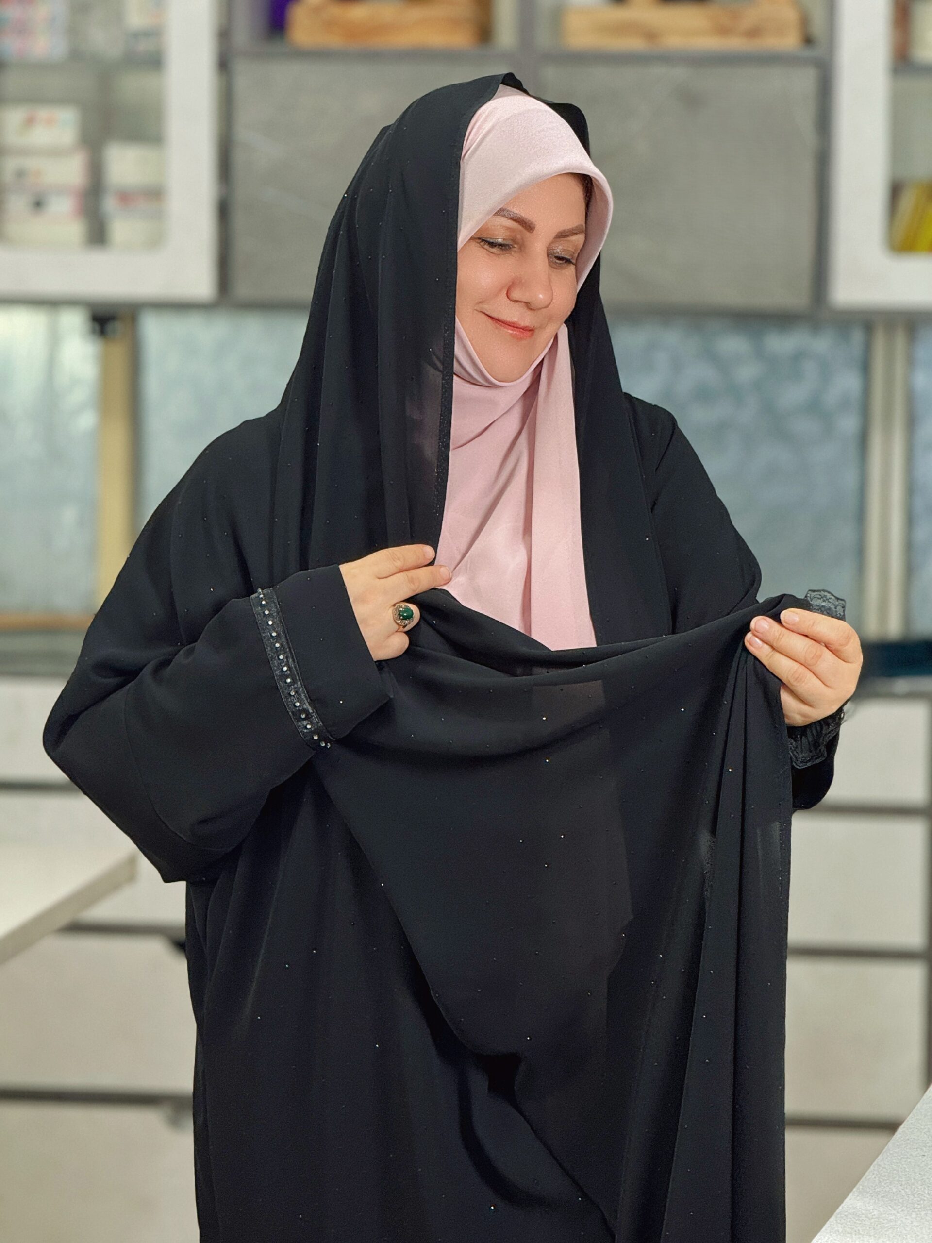 چادر سنتی طرحدار دوره گل ریحون